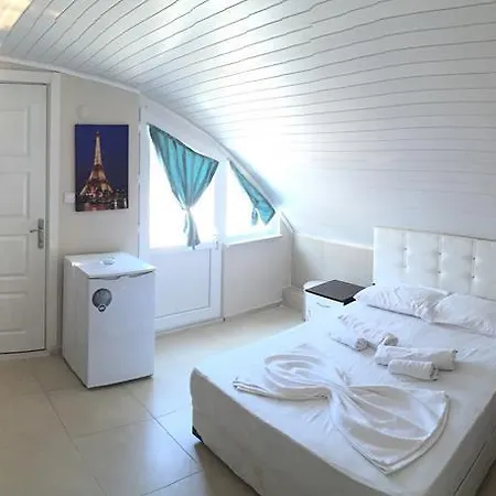 Yaren Hotel *